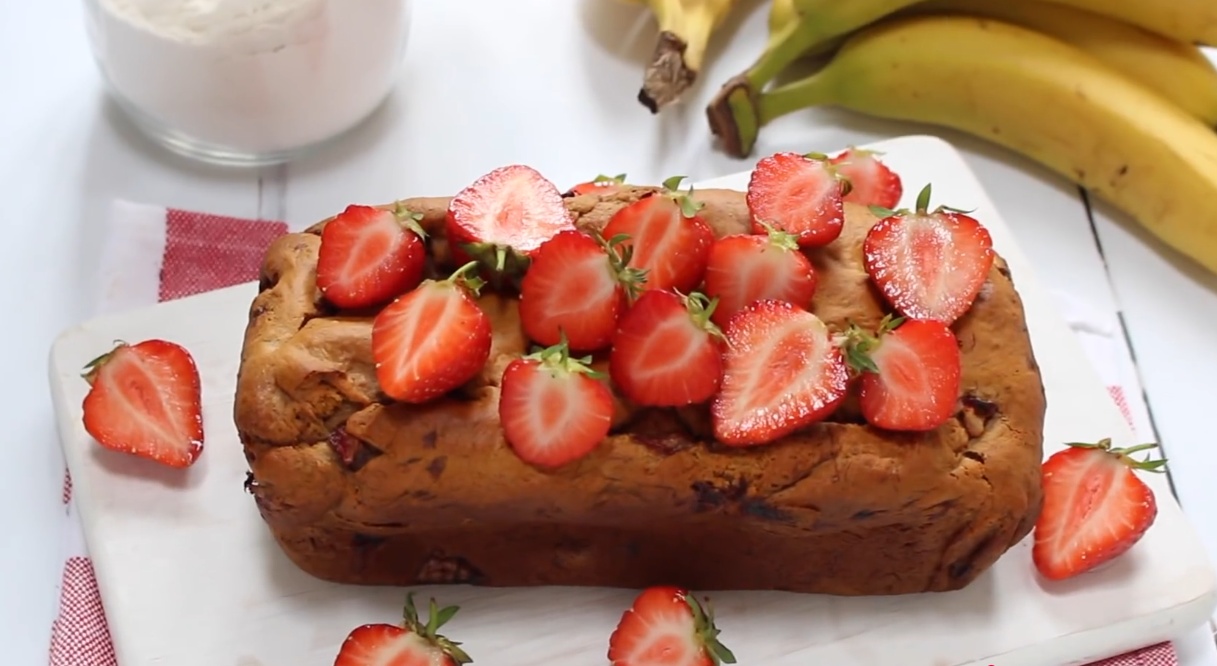 Healthy Strawberry Banana Bread Recipe